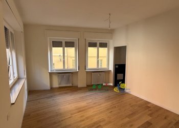 tempImageibUwo4.jpg - Apartment Strada Giuseppe Garibaldi 22B, Parma - photo 7