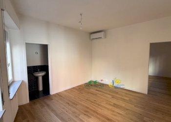 tempImagehEEYiG.jpg - Apartment Strada Giuseppe Garibaldi 22B, Parma - photo 9