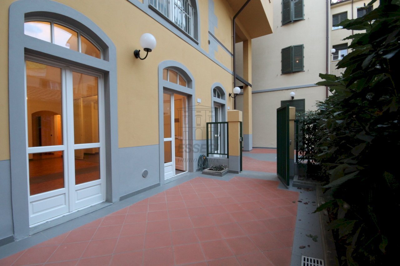 vendesi appartamento ristrutturato centro.JPG - Apartment Via Arcivescovato, Lucca - photo 2