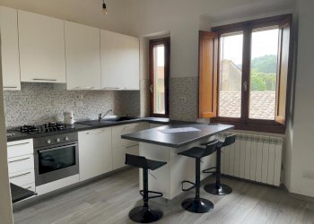 WhatsApp Image 2026-05-12 at 10.00.53 (1).jpg - Two-room apartment Via Giuseppe Garibaldi, Rufina - photo 1