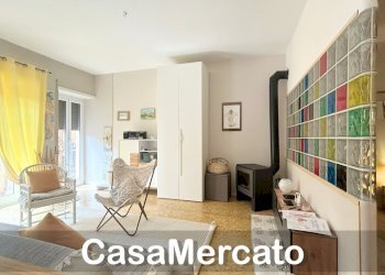 b8.jpg - Two-room apartment Via Del Porticato, Rocca di Papa - photo 2