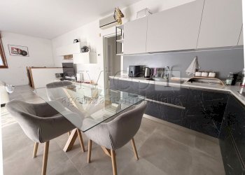 BICAMERE BISERVIZI CON TAVERNA E TERRAZZO ABITABIL - Apartment Via Udine 22, Torri di Quartesolo - photo 3