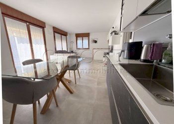 BICAMERE BISERVIZI CON TAVERNA E TERRAZZO ABITABIL - Apartment Via Udine 22, Torri di Quartesolo - photo 4