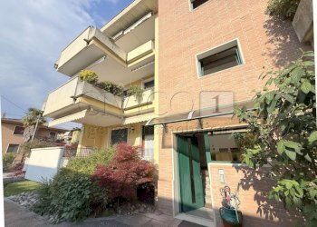 BICAMERE BISERVIZI CON TAVERNA E TERRAZZO ABITABIL - Apartment Via Udine 22, Torri di Quartesolo - photo 28