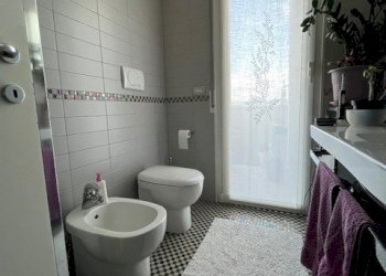 wc 1 sanitari.jpeg - Appartamento Via Vecchia Emilia 3, Rimini - foto 17