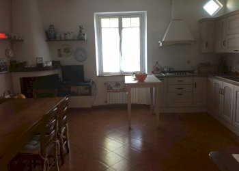 ca20.jpg - Villa Castelnuovo Magra - foto 20