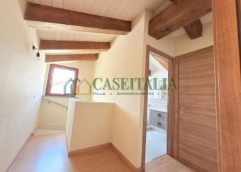 7.jpg - Quadrilocale Ivrea - foto 12