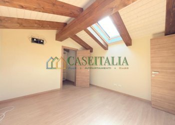 1.jpg - Quadrilocale Ivrea - foto 13