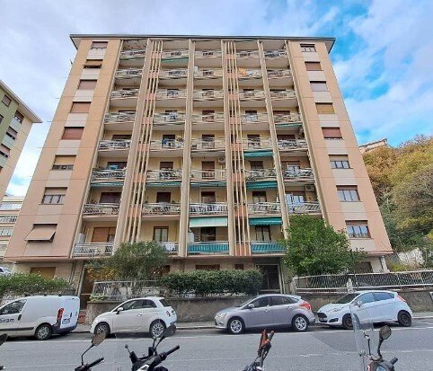 2.jpg - Apartment at auction Viale Virginia Centurione Bracelli 44a, Genova (neighborhood Marassi) - photo 1