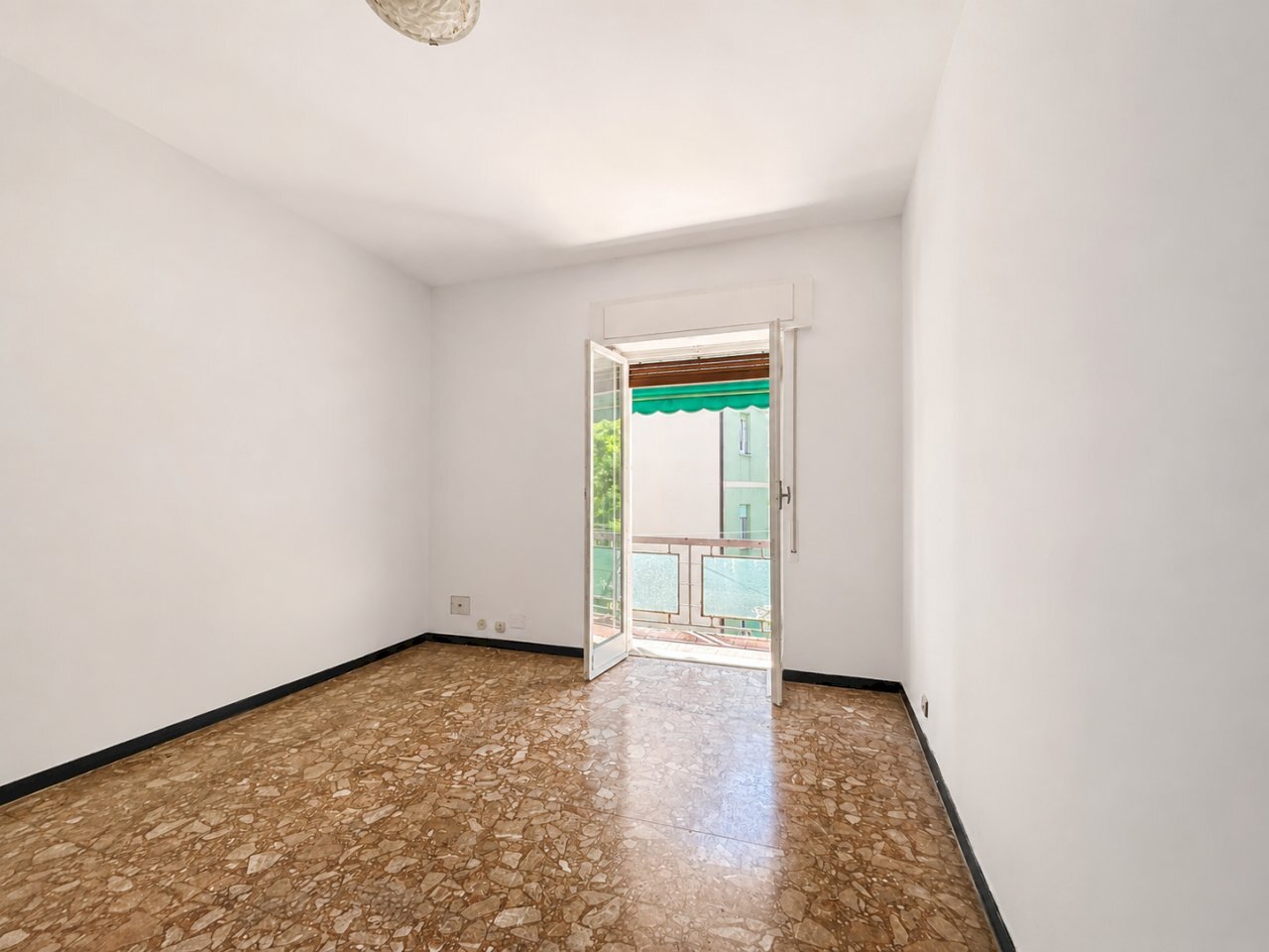ChatGPT Image 12 mag 2026, 16_53_52.png - Four-room apartment Via Carlo Bonanni 6, Genova (neighborhood San Teodoro) - photo 3