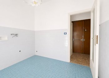 ChatGPT Image 12 mag 2026, 16_54_16.png - Four-room apartment Via Carlo Bonanni 6, Genova (neighborhood San Teodoro) - photo 6