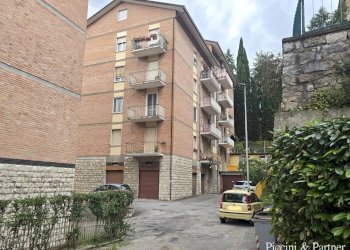 03.jpg - Four-room apartment Via Claudio Monteverdi 34, Perugia - photo 3