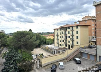 15.jpg - Four-room apartment Via Claudio Monteverdi 34, Perugia - photo 15