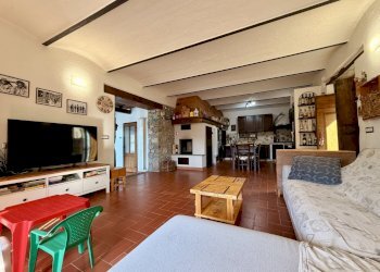 sala - Rustic Via Poggiole, Vernio - photo 13