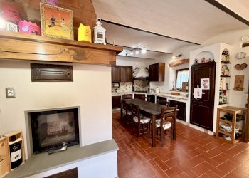cucina - Rustic Via Poggiole, Vernio - photo 18