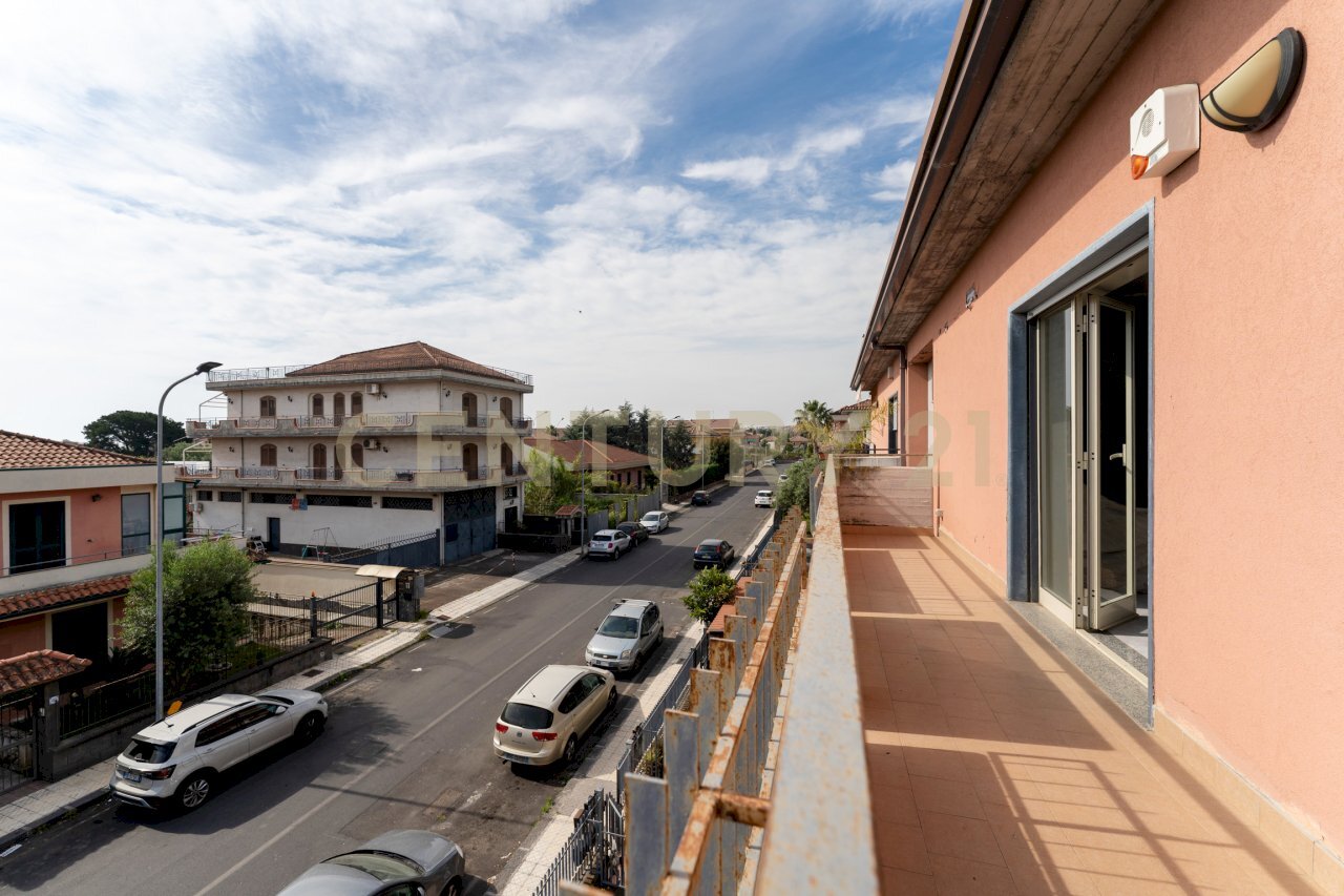 Via A.Vespucci 45 Mascali (16).jpg - Three-room apartment Via Amerigo Vespucci 45, Mascali - photo 1