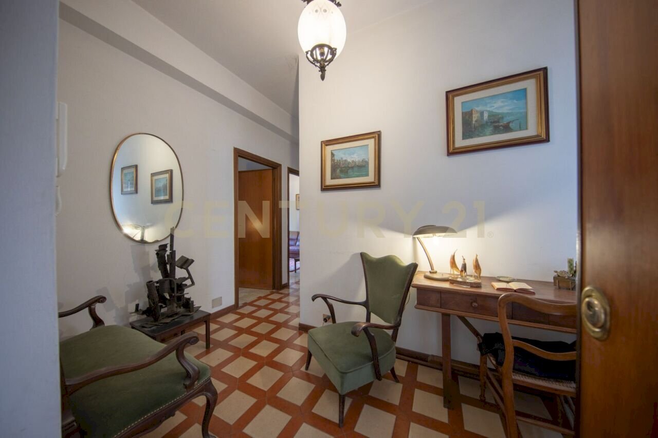 WhatsApp Image 2026-05-12 at 15.28.09 (1).jpg - One-room apartment Via Aurelia 301, Roma - photo 1