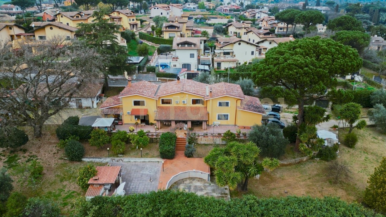 Still 2026-03-18 161530_1.1.1.jpg - Villa Via delle Ginestre 13, Sacrofano - foto 1
