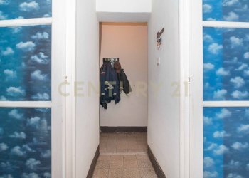 9 disimpegno ingresso.jpg - Four-room apartment Via Trecastagni 9, Catania - photo 9