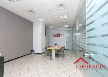 2.0 UFFICIO 1.jpg - Ufficio Via Bombrini, Genova (zona Sampierdarena) - foto 2