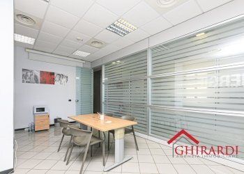 2.1 UFFICIO 1.jpg - Ufficio Via Bombrini, Genova (zona Sampierdarena) - foto 3