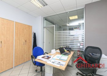 3.2 UFFICIO 2.jpg - Ufficio Via Bombrini, Genova (zona Sampierdarena) - foto 8