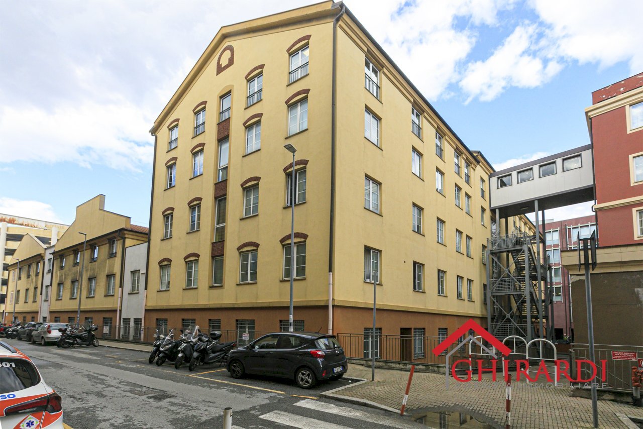 12.1 EDIFICIO.jpg - Office Via Bombrini, Genova (neighborhood Sampierdarena) - photo 1