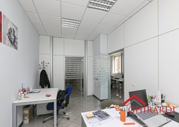 5.2 UFFICIO 4.jpg - Ufficio Via Bombrini, Genova (zona Sampierdarena) - foto 16