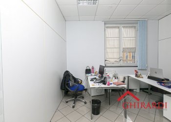 7.0 UFFICIO 6.jpg - Ufficio Via Bombrini, Genova (zona Sampierdarena) - foto 21