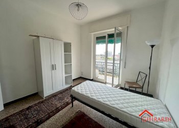 3.1 camera1.jpg - Apartment VIA LODOVICO CALDA 11, Genova (neighborhood Sestri Ponente) - photo 12