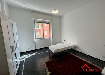 5.0 camera3.jpg - Apartment VIA LODOVICO CALDA 11, Genova (neighborhood Sestri Ponente) - photo 16