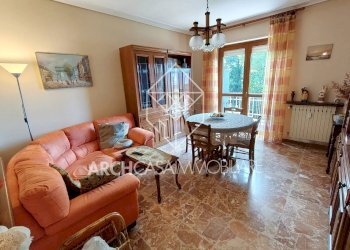 soggiorno - Four-room apartment Via Generale Allasia, Boves - photo 1