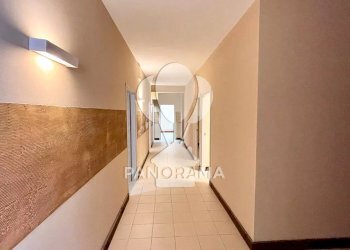 Office Via Enrico Berlinguer, Castellammare del Golfo - photo 2