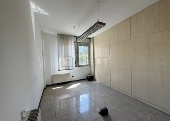 Office Via Alcide De Gasperi, Rho - photo 2