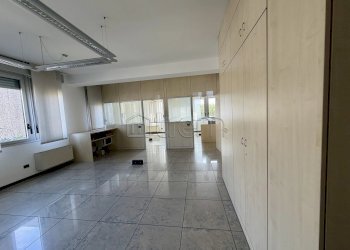 Office Via Alcide De Gasperi, Rho - photo 12