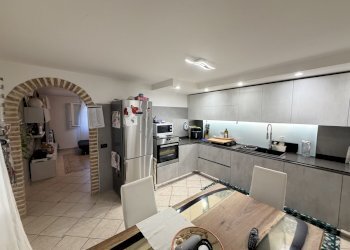 Casa indipendente Ravenna (zona Ponte Nuovo) - foto 2