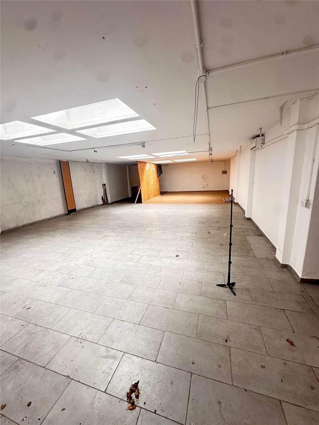 Warehouse VIA DANTE 30, Erba - photo 3