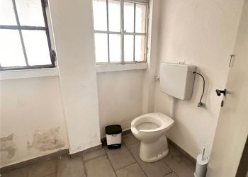 Warehouse VIA DANTE 30, Erba - photo 6