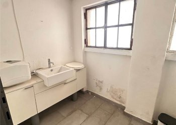 Warehouse VIA DANTE 30, Erba - photo 7