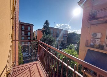balcone - Apartment via Alessandro Volta, 28, Imola - photo 2