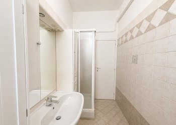 Three-room apartment Asti - photo 14