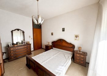 Three-room apartment Asti - photo 8