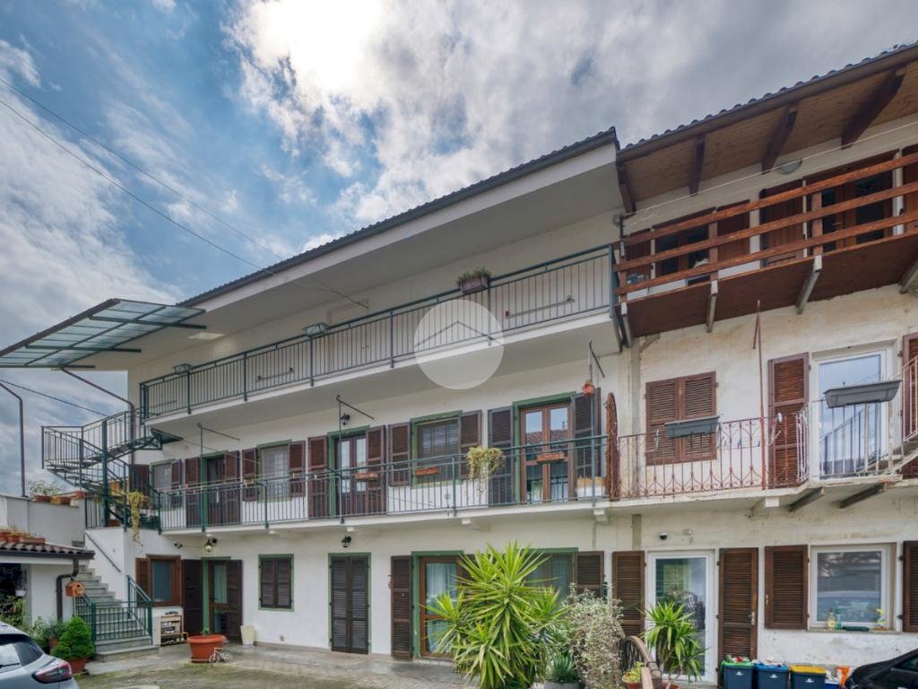 Apartment Via canonico pio rolla, Giaveno - photo 2