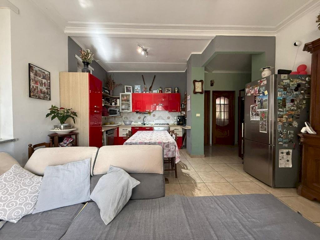 Four-room apartment Via Edoardo Calvi, Candiolo - photo 2
