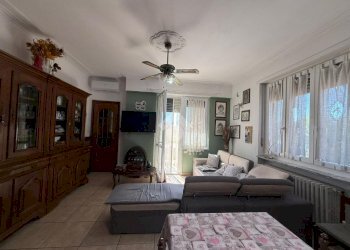 Four-room apartment Via Edoardo Calvi, Candiolo - photo 3