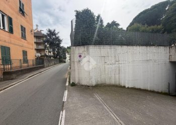 Box Via Ospedale Andrea Gallino, Genova (zona Pontedecimo) - foto 5