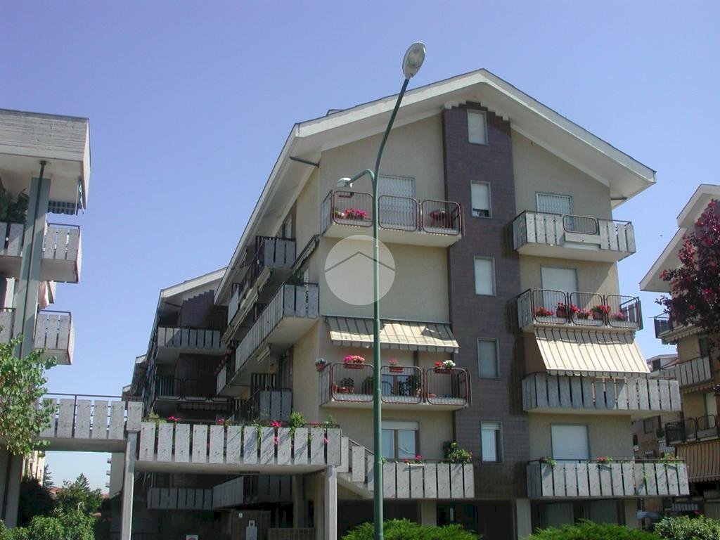 Three-room apartment Via nenni, Orbassano - photo 1