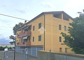 Two-room apartment Via del tiglio, Imola - photo 1