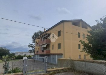 Two-room apartment Via del tiglio, Imola - photo 3
