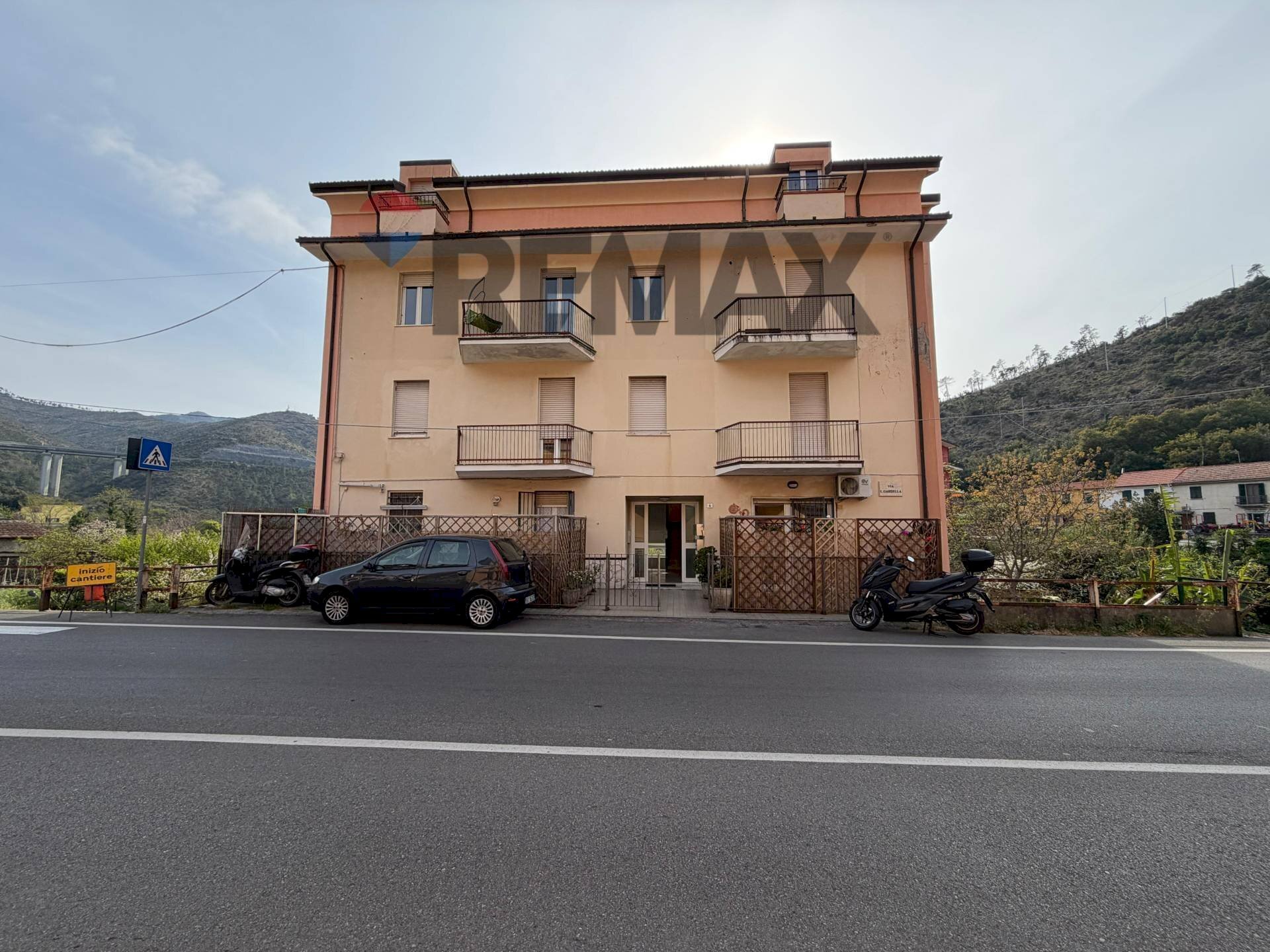 Monolocale via gardella, 4 
 Bargonasco, Casarza Ligure - foto 1